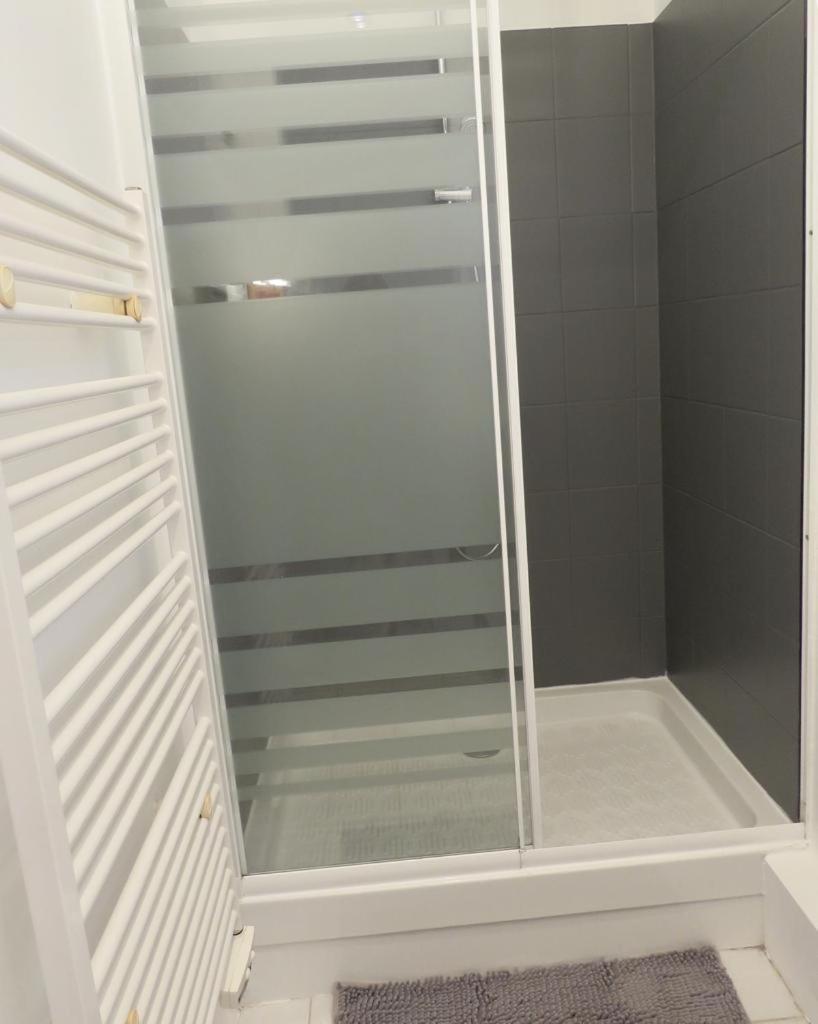 Le Skandi - 28 M² Renove Entre Gare & Centre-Ville Vichy Eksteriør billede