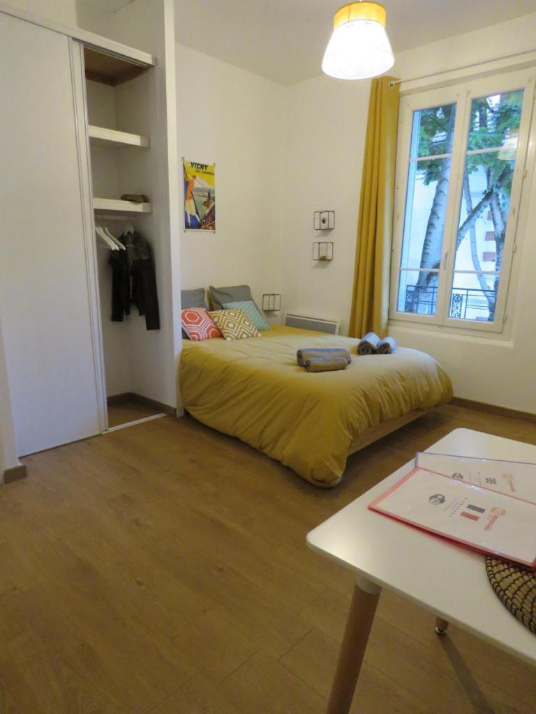 Le Skandi - 28 M² Renove Entre Gare & Centre-Ville Vichy Eksteriør billede